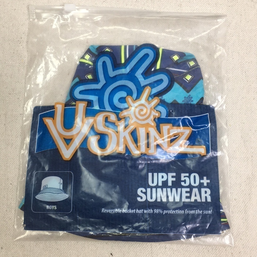 UV SKINZ reversible a bucket hat w UPF 50+ NWT